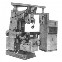 stanok-vertikalno-frezernij-konsolnij-s-ciklovim-upravleniem-6r11c